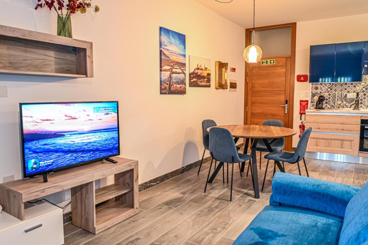 Droplet Apartment Kalkara Exterior photo