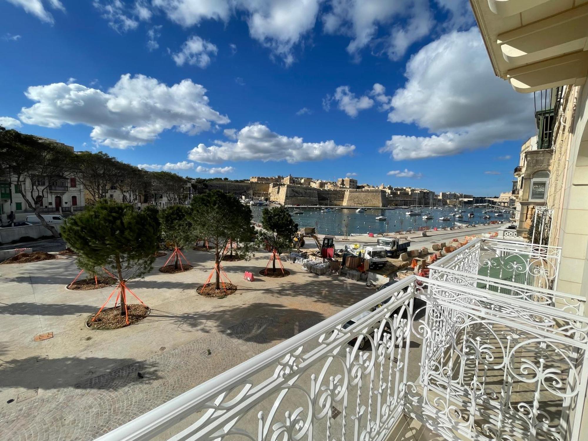 Droplet Apartment Kalkara Exterior photo